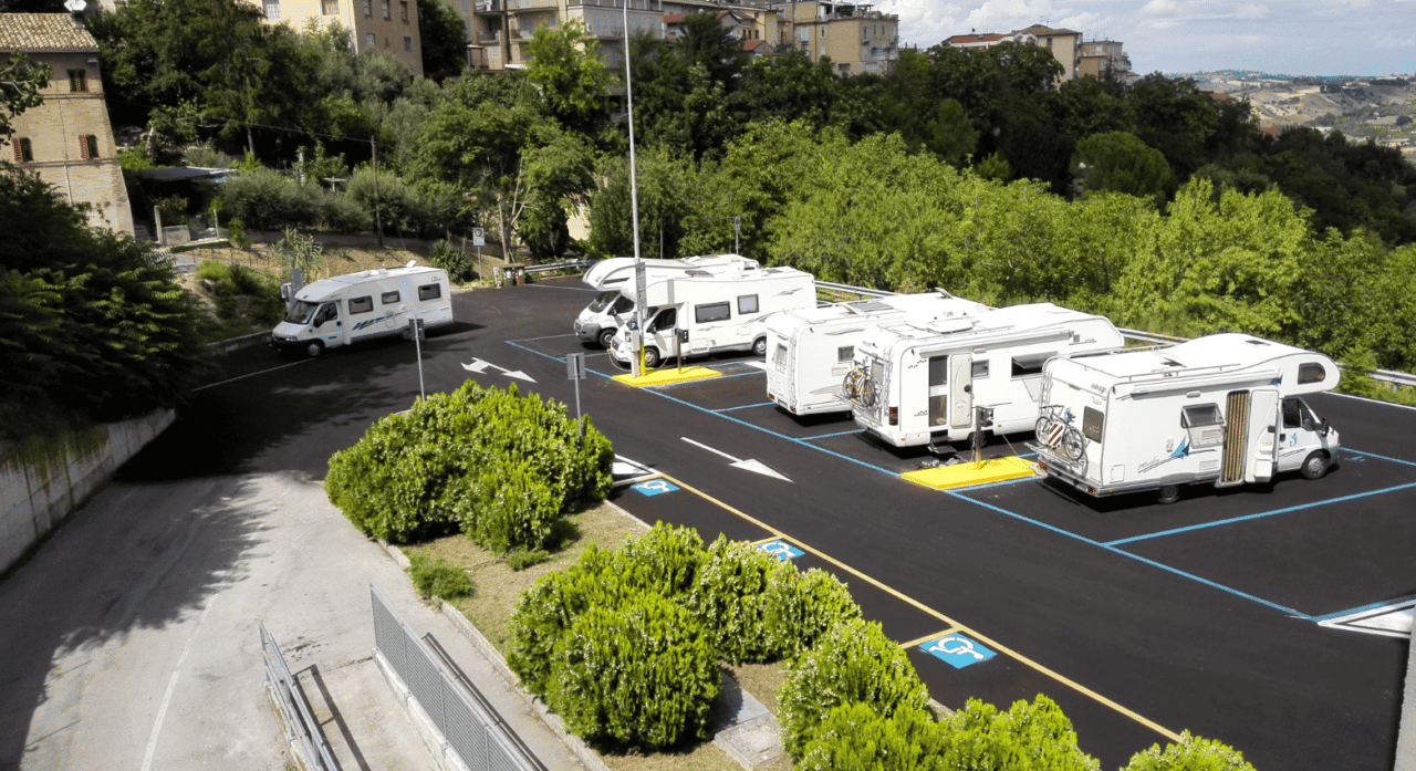 RV & Van Parking Guide Understand Where you Can Park and Camp