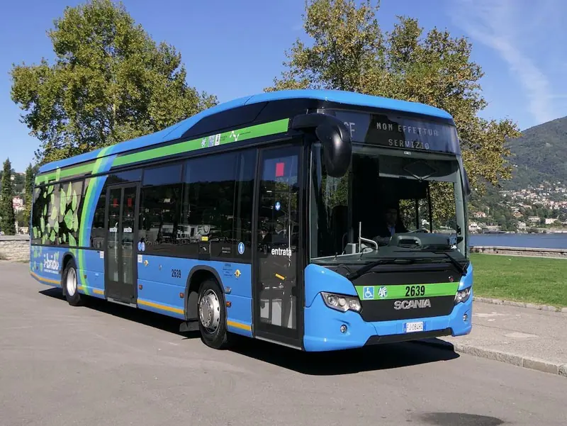 COMO LAKE FROM MILAN - HOW TO GET THERE BY BUS