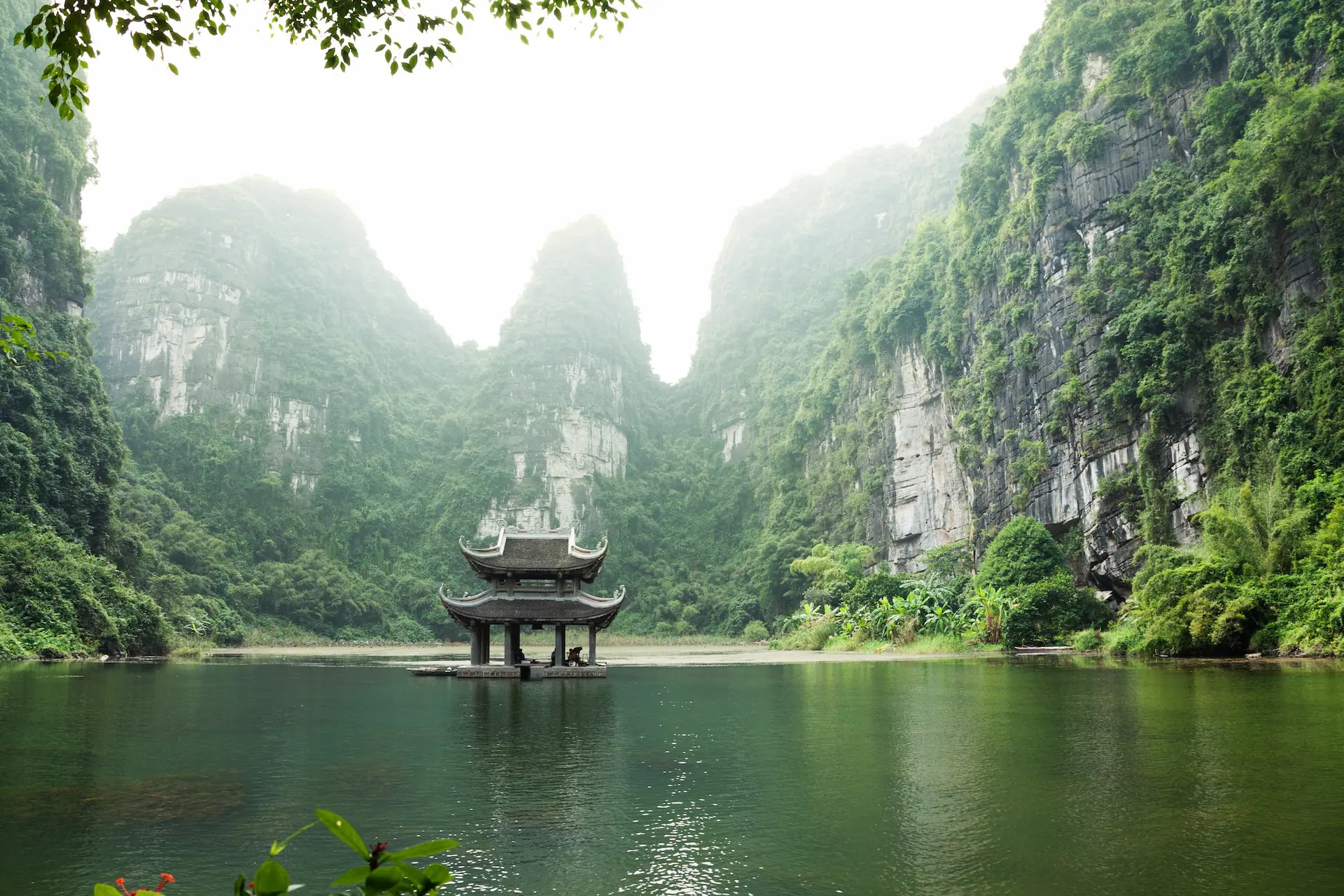 top things to do in vietnam - travel guide