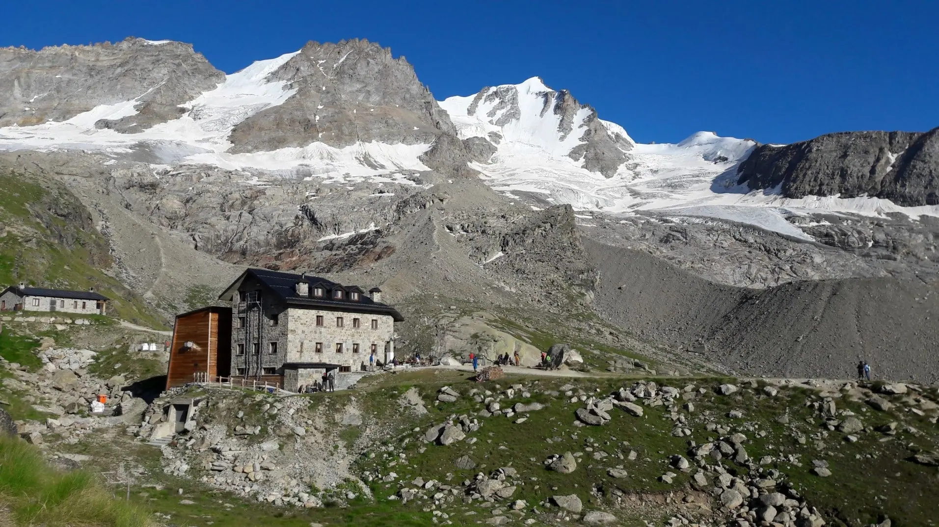 RIFUGIO CIABOD - GRAN PARADISO - VAL D'AOSTA 2