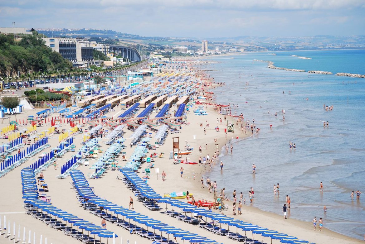 CAMPOMARINO in molise - vacanze al mare low-cost economiche