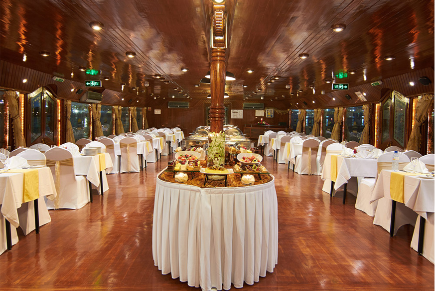 buffet di al wasl cruise dubai