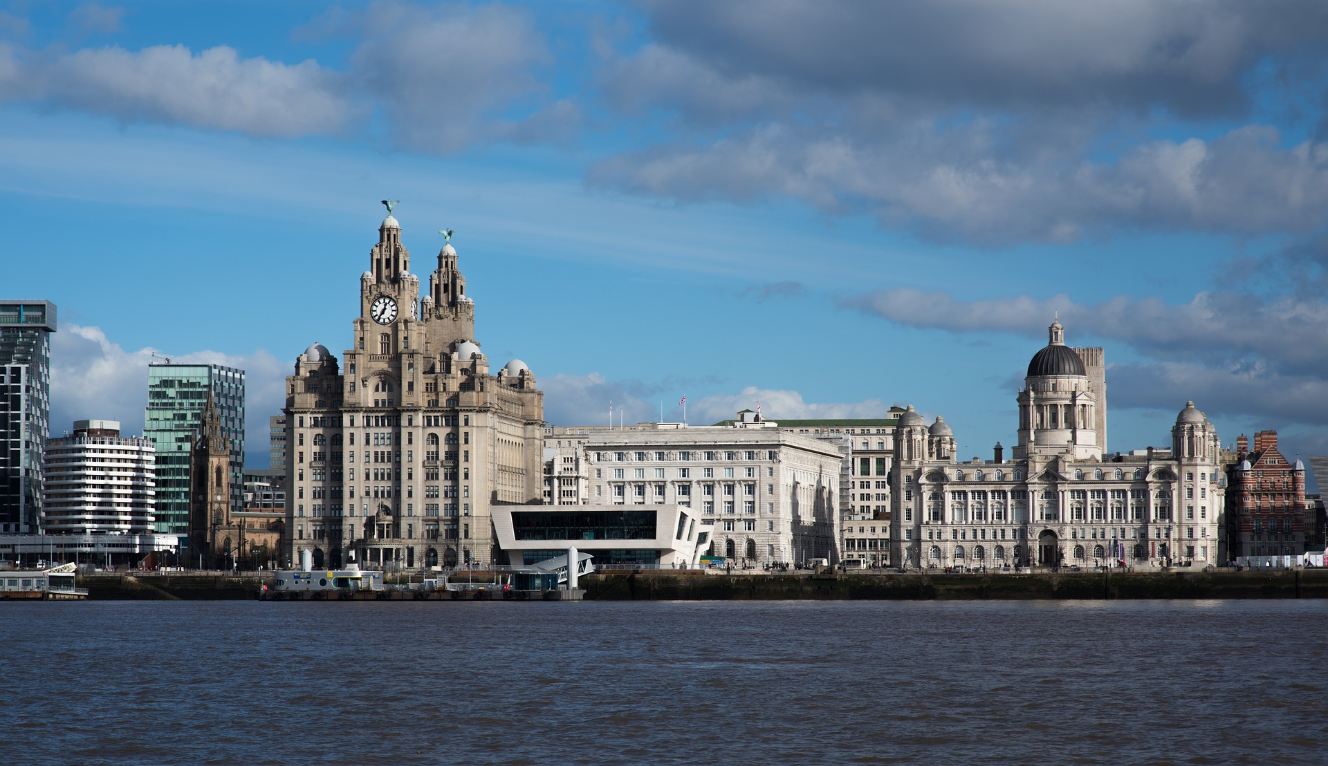 liverpool was a muddy pool - origin of the name