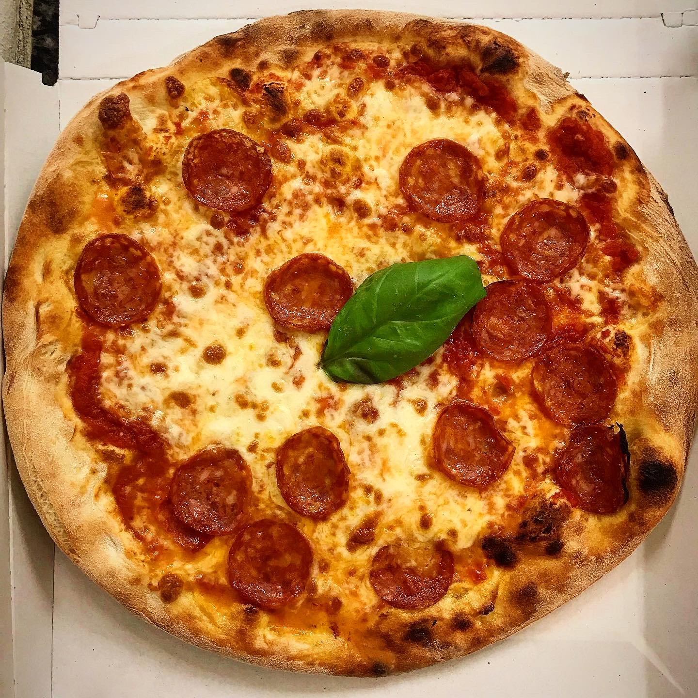 5. pizza diavola italiana