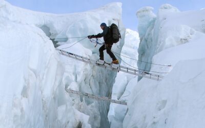 10 Mind-Blowing Fun Facts about Mount Everest