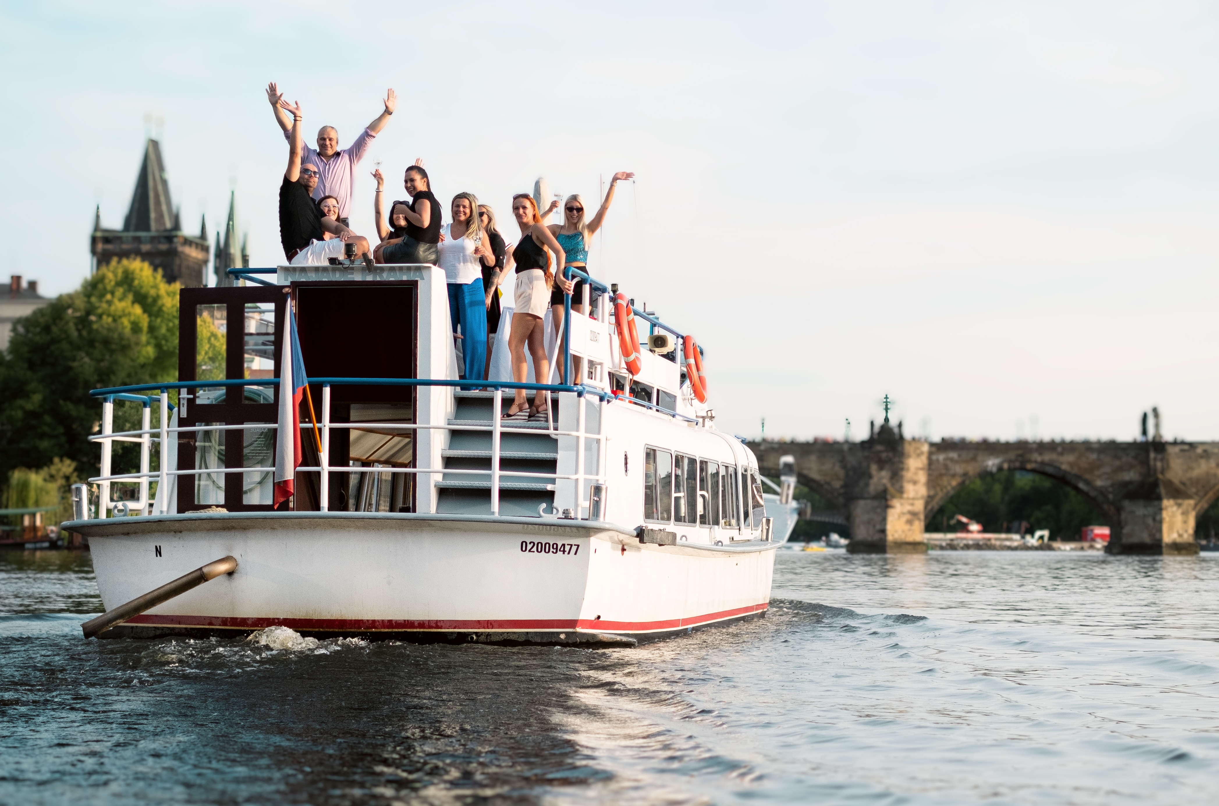 isa on the beach teaching yoga